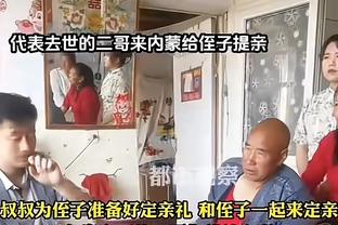 韦恩赖特：当看到布克如此贱的表情 我就意识到我被捞回来了？